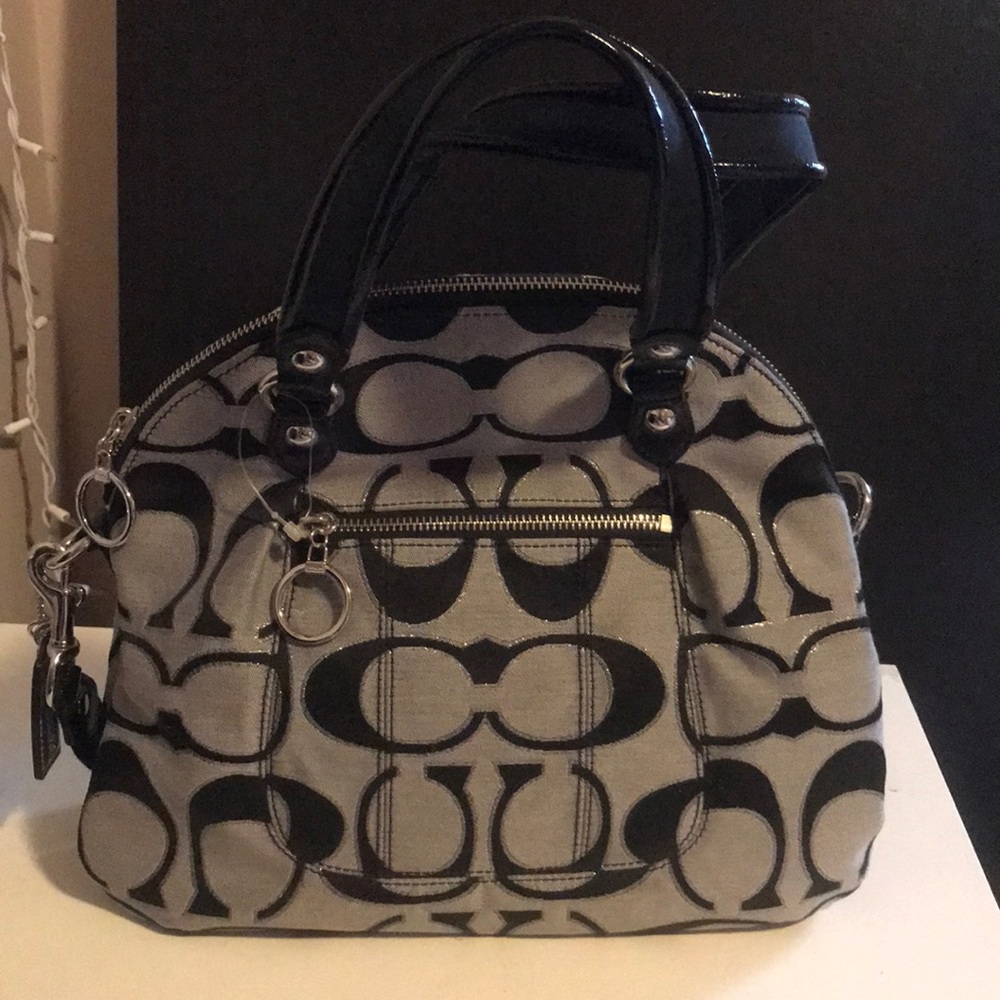Coach signature print